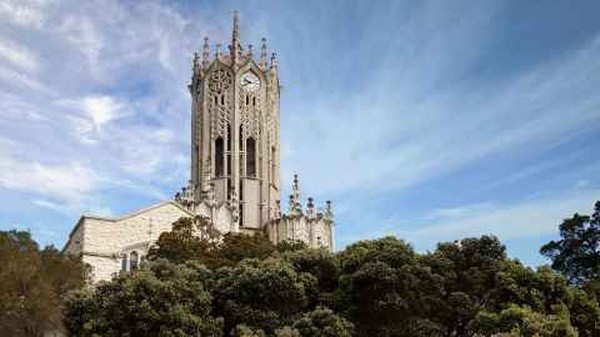 马来西亚思特雅大学费用对比泰莱大学，哪所更划算？